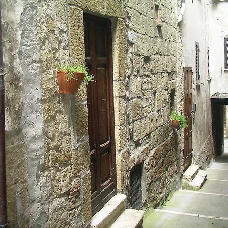 A Pitigliano